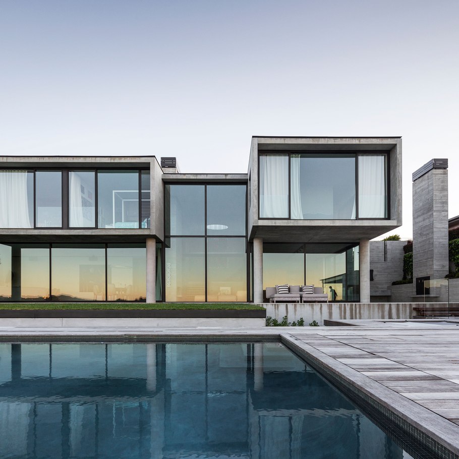 Hobson Bay House